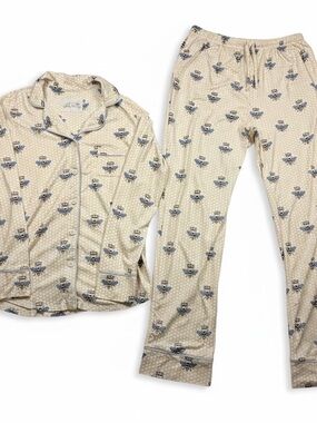 Queen Bee-Print Pajama Set with Cream w Blue Accents Large